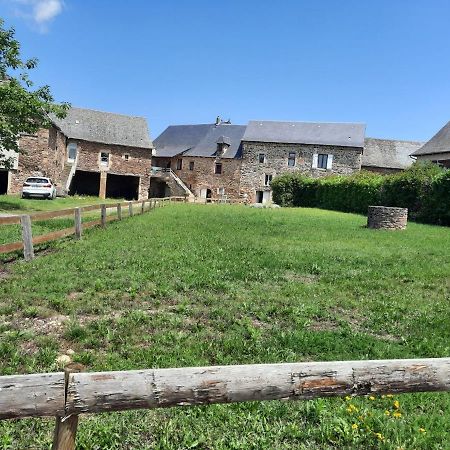 Les Gites De La Bouldoire Le Marronnier Rignac  エクステリア 写真