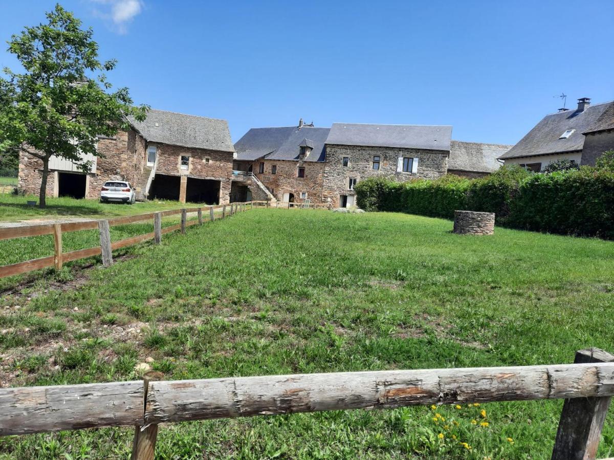 Les Gites De La Bouldoire Le Marronnier Rignac  エクステリア 写真